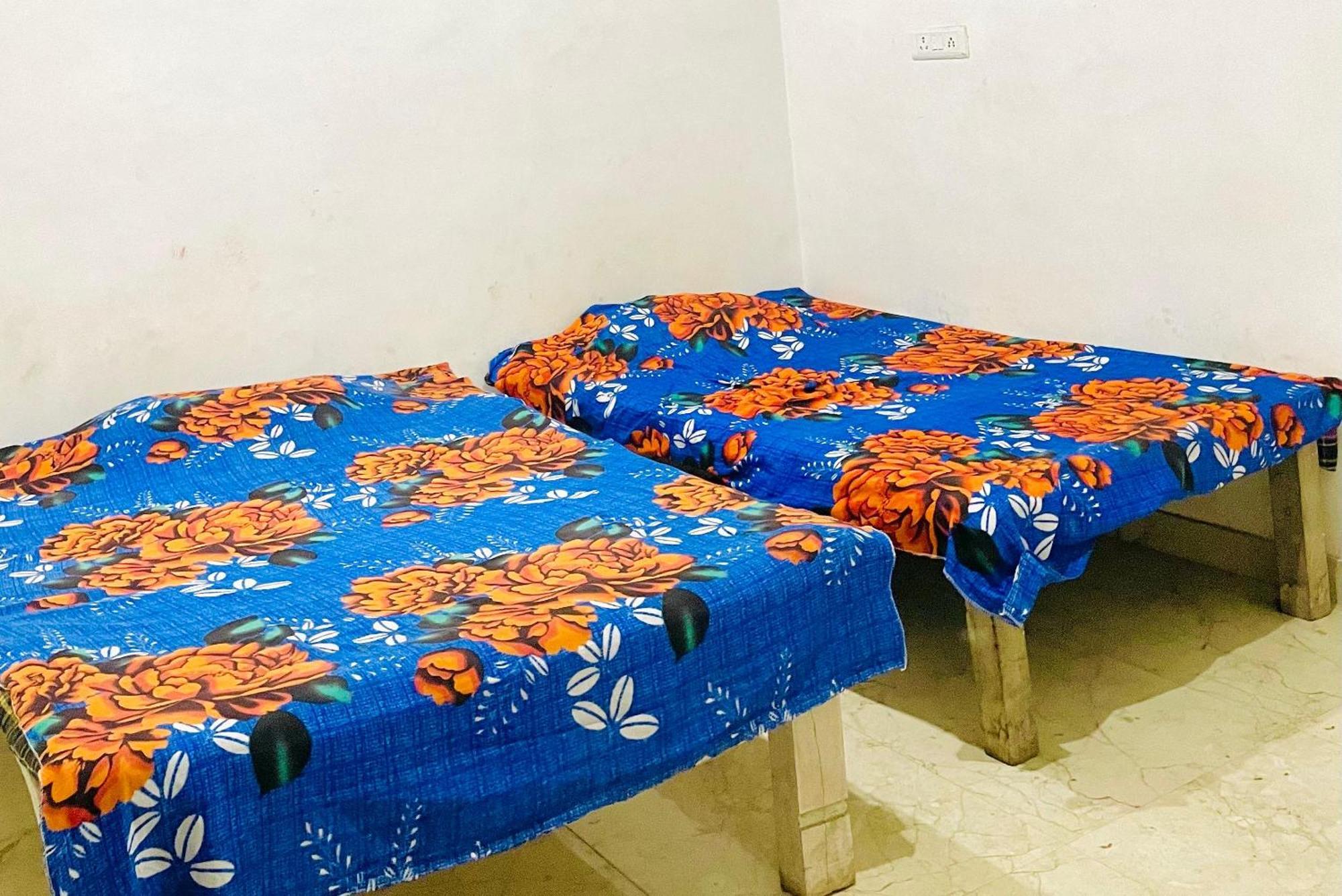 Om Sai Guest House Varanasi Exterior foto