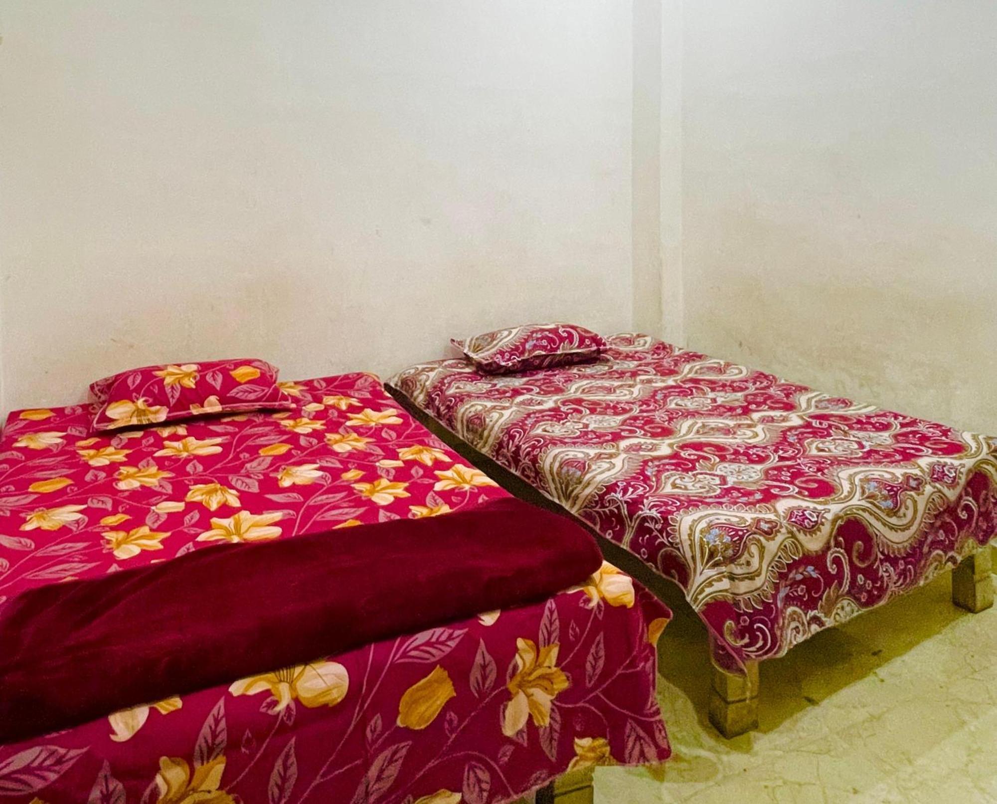Om Sai Guest House Varanasi Exterior foto